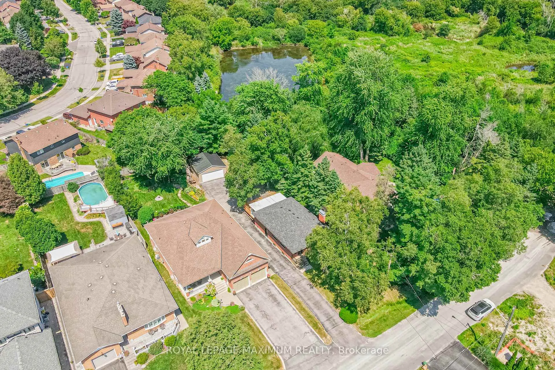 Photo 37 of 2928 Beachview Street, Ajax, South East — HOMEH