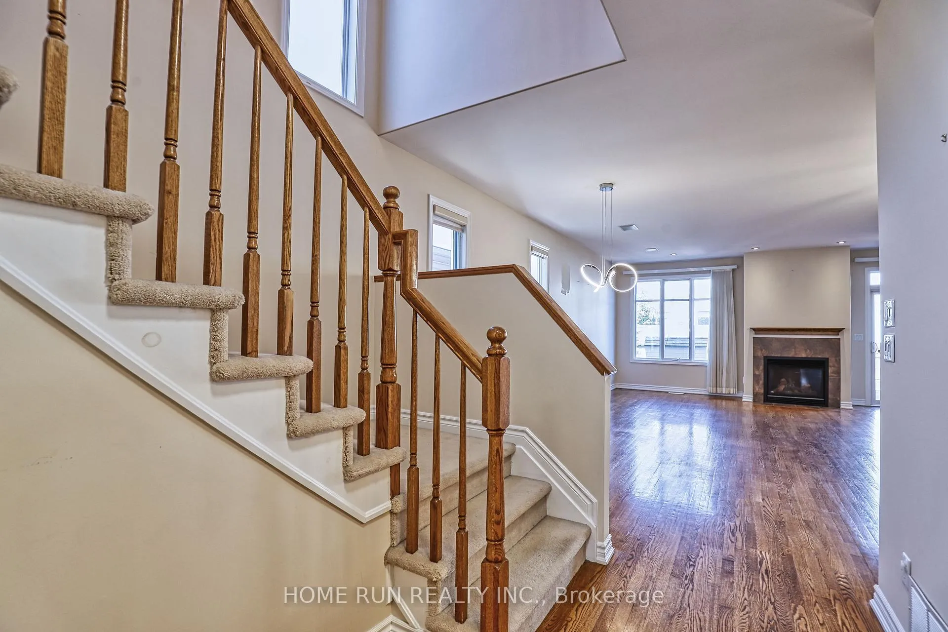 Photo 5 of 226 Celtic Ridge Crescent, Ottawa, Kanata - Morgan's Grant/South March — HOMEH