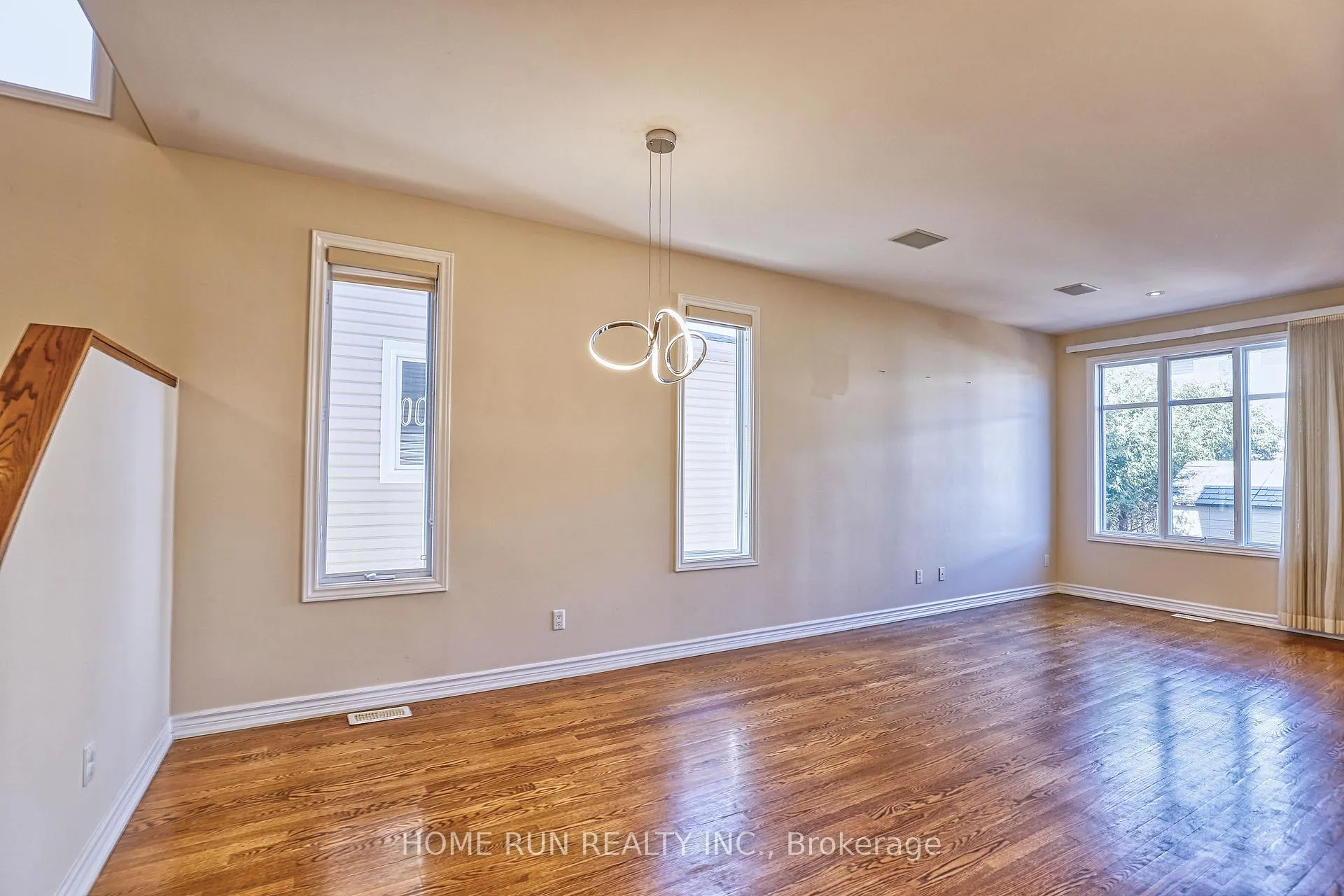 Photo 6 of 226 Celtic Ridge Crescent, Ottawa, Kanata - Morgan's Grant/South March — HOMEH