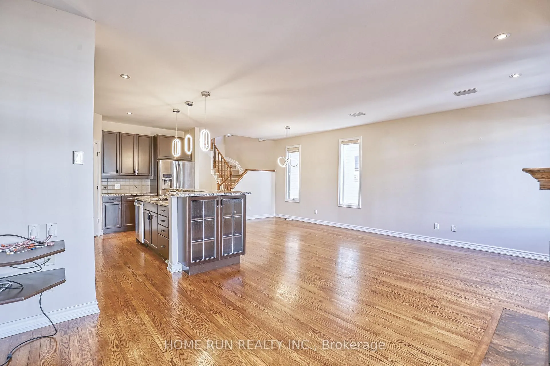 Photo 8 of 226 Celtic Ridge Crescent, Ottawa, Kanata - Morgan's Grant/South March — HOMEH