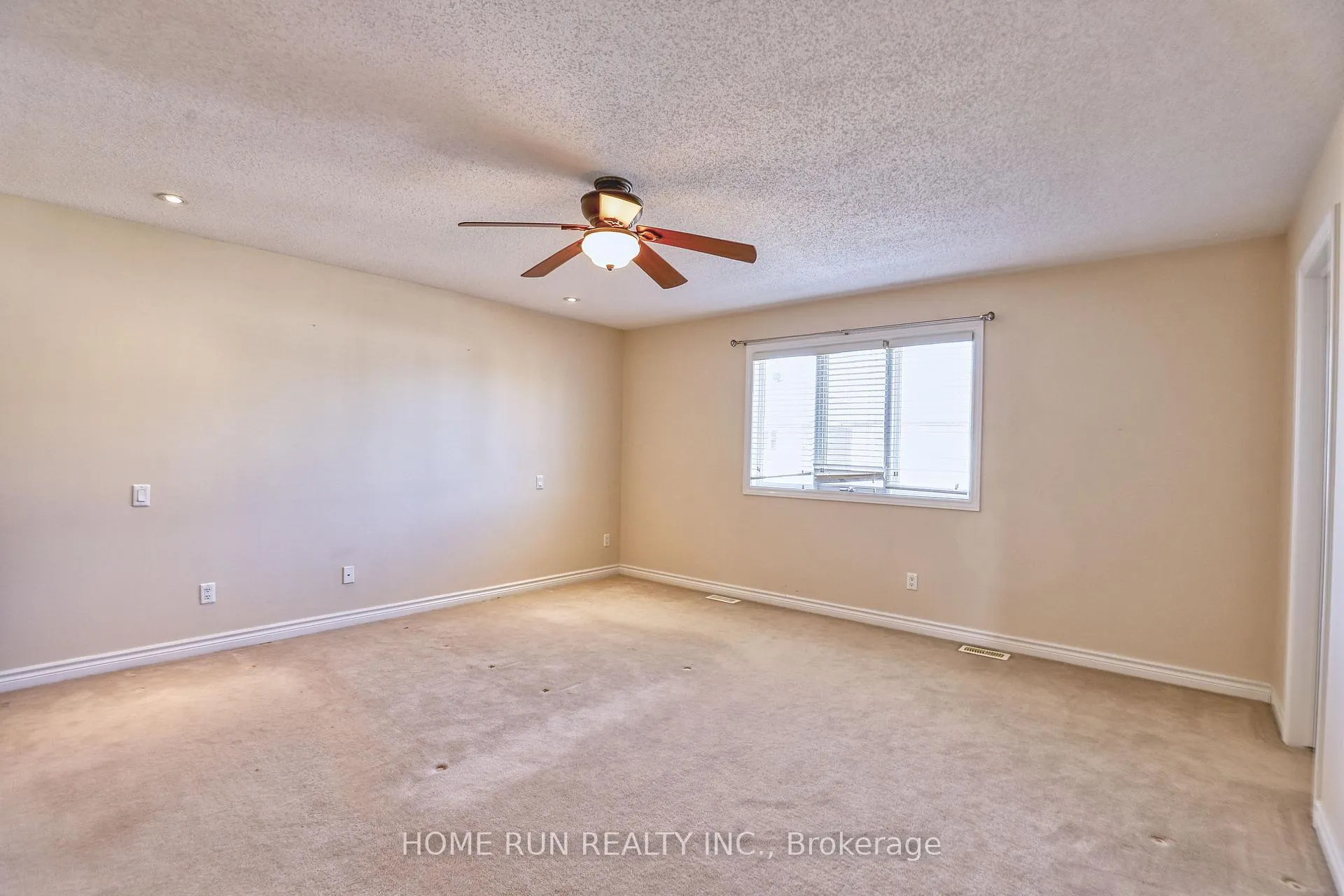 Photo 18 of 226 Celtic Ridge Crescent, Ottawa, Kanata - Morgan's Grant/South March — HOMEH
