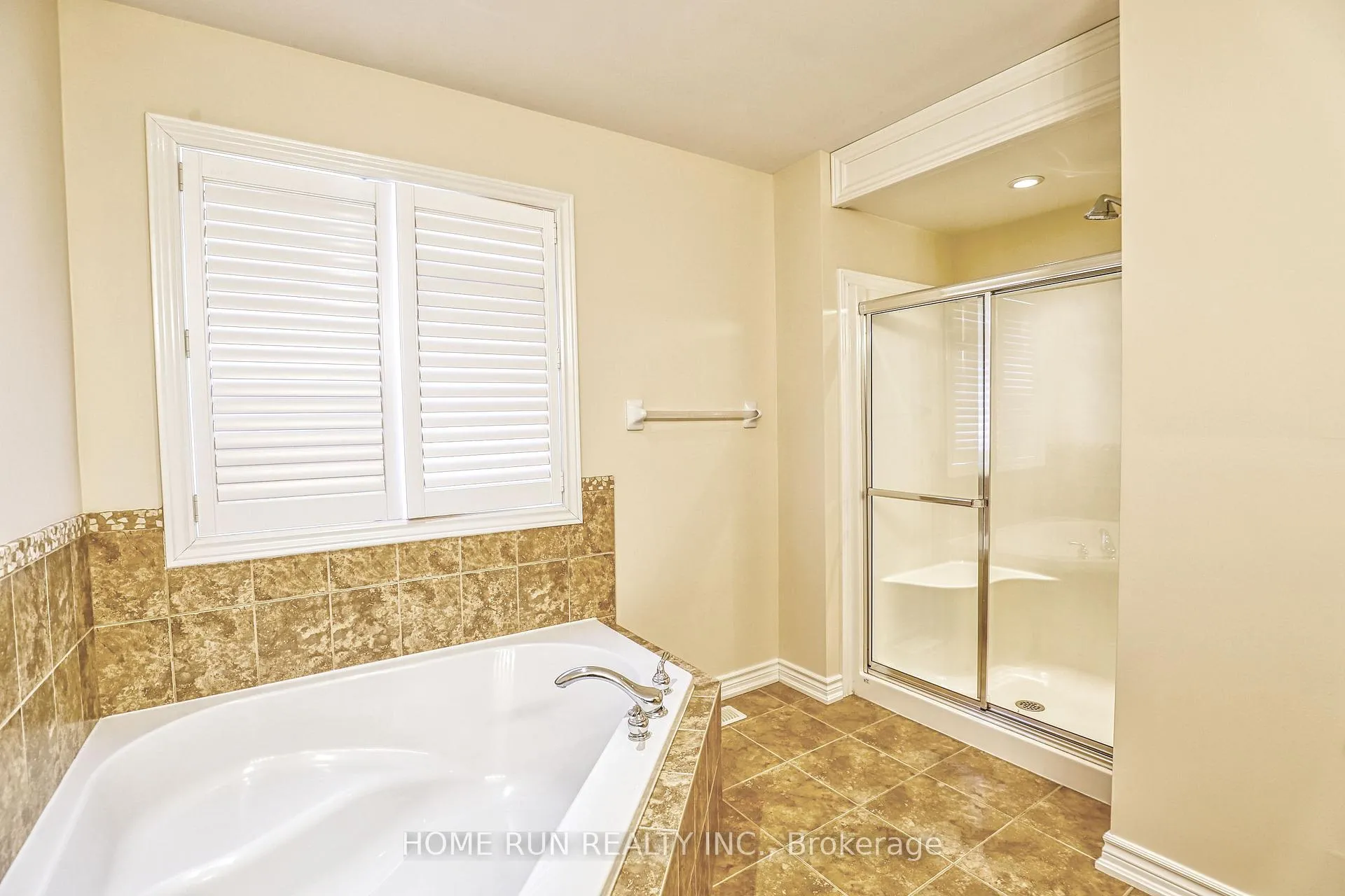 Photo 20 of 226 Celtic Ridge Crescent, Ottawa, Kanata - Morgan's Grant/South March — HOMEH