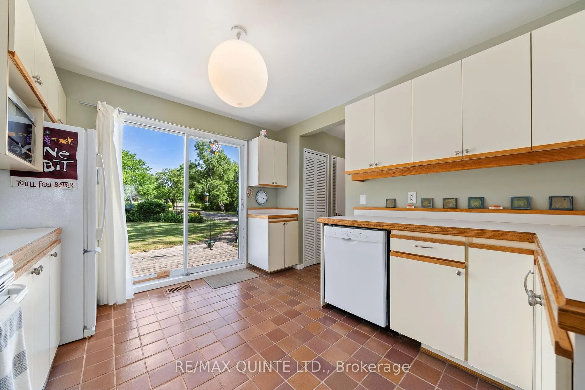 Photo 16 of 124 Onderdonk Lane, Prince Edward County, Ameliasburgh — HOMEH
