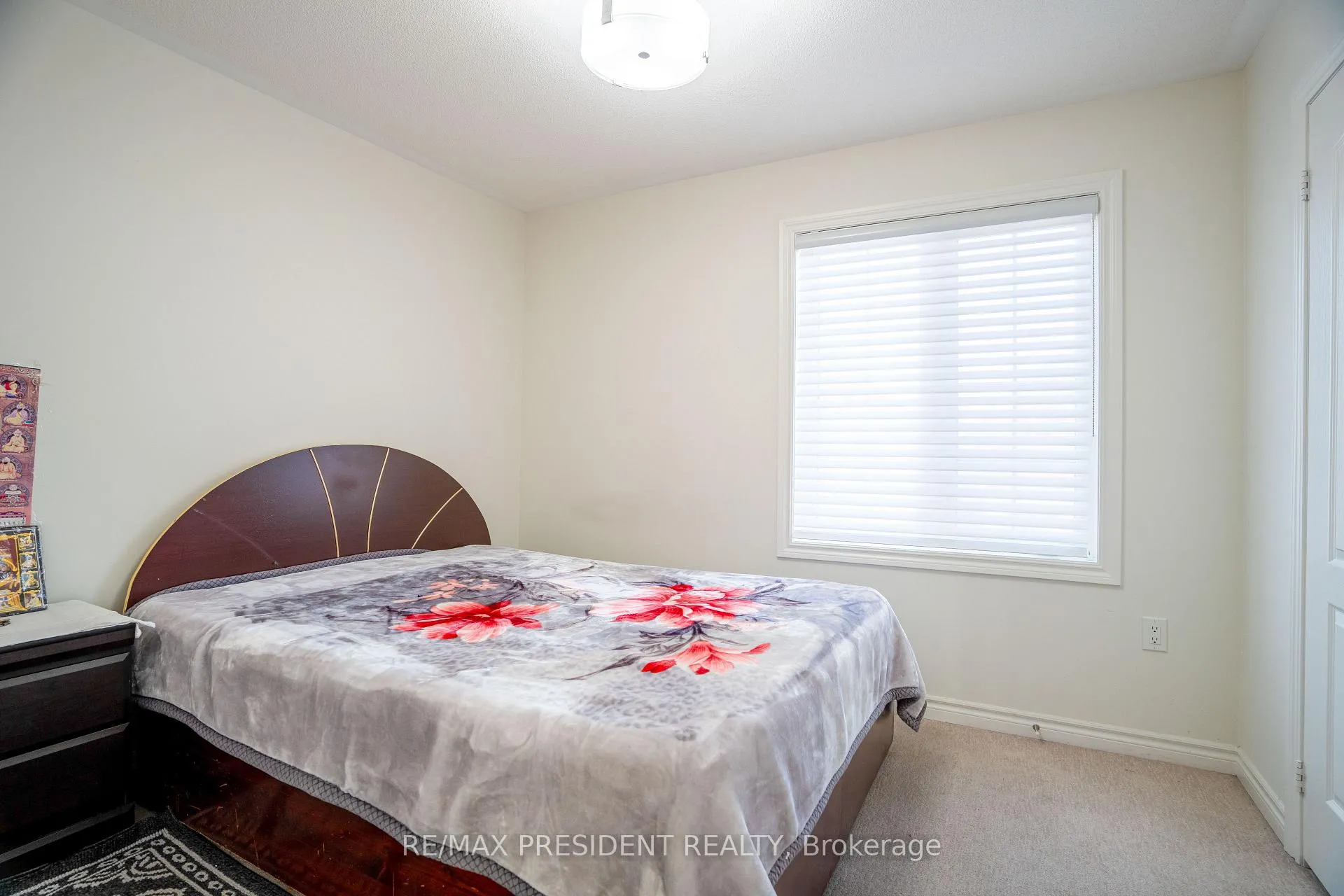 Photo 37 of 35 Yately Street, Brampton, Brampton North — HOMEH
