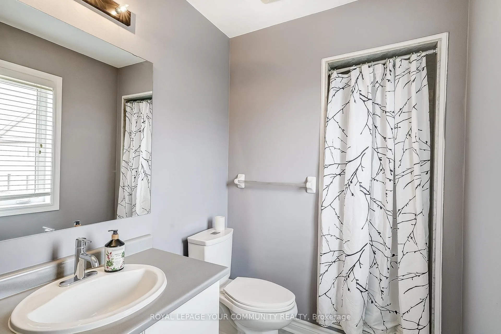 Photo 23 of 29 Blanchard Crescent, Essa, Angus — HOMEH