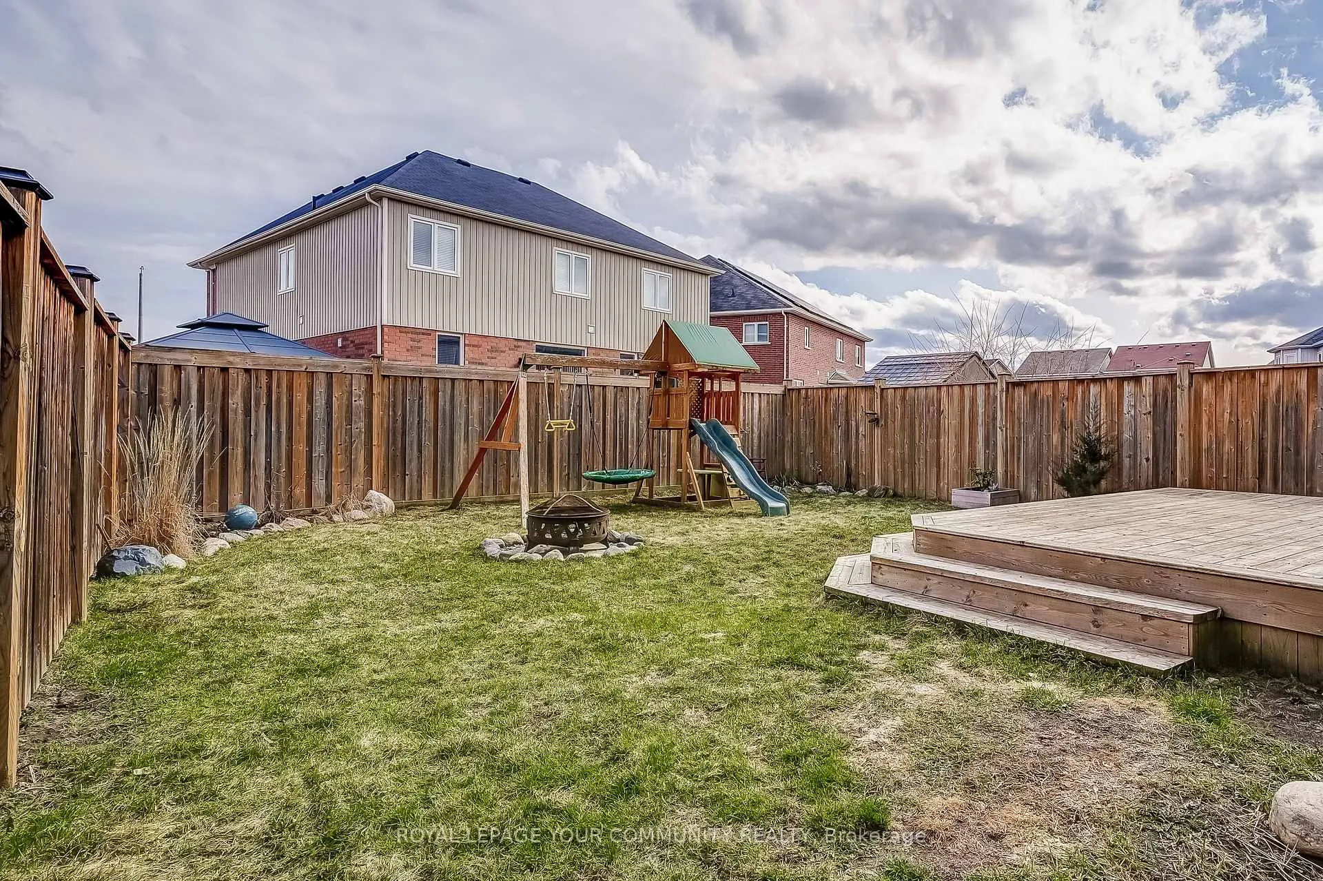 Photo 35 of 29 Blanchard Crescent, Essa, Angus — HOMEH