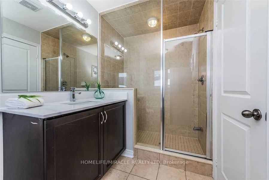 Photo 21 of 39 Rangemore Road, Brampton, Northwest Brampton — HOMEH