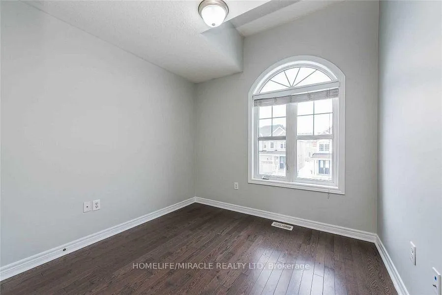 Photo 24 of 39 Rangemore Road, Brampton, Northwest Brampton — HOMEH