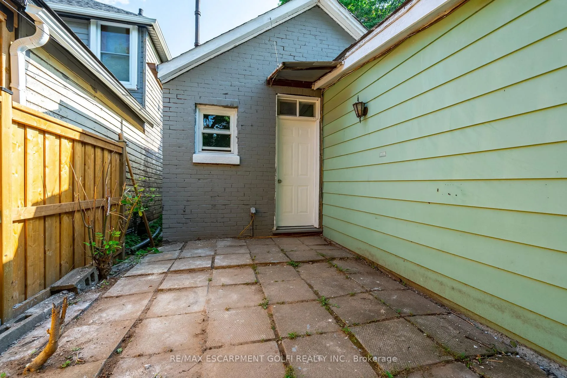 Photo 26 of 40 Aikman Avenue, Hamilton, Gibson — HOMEH