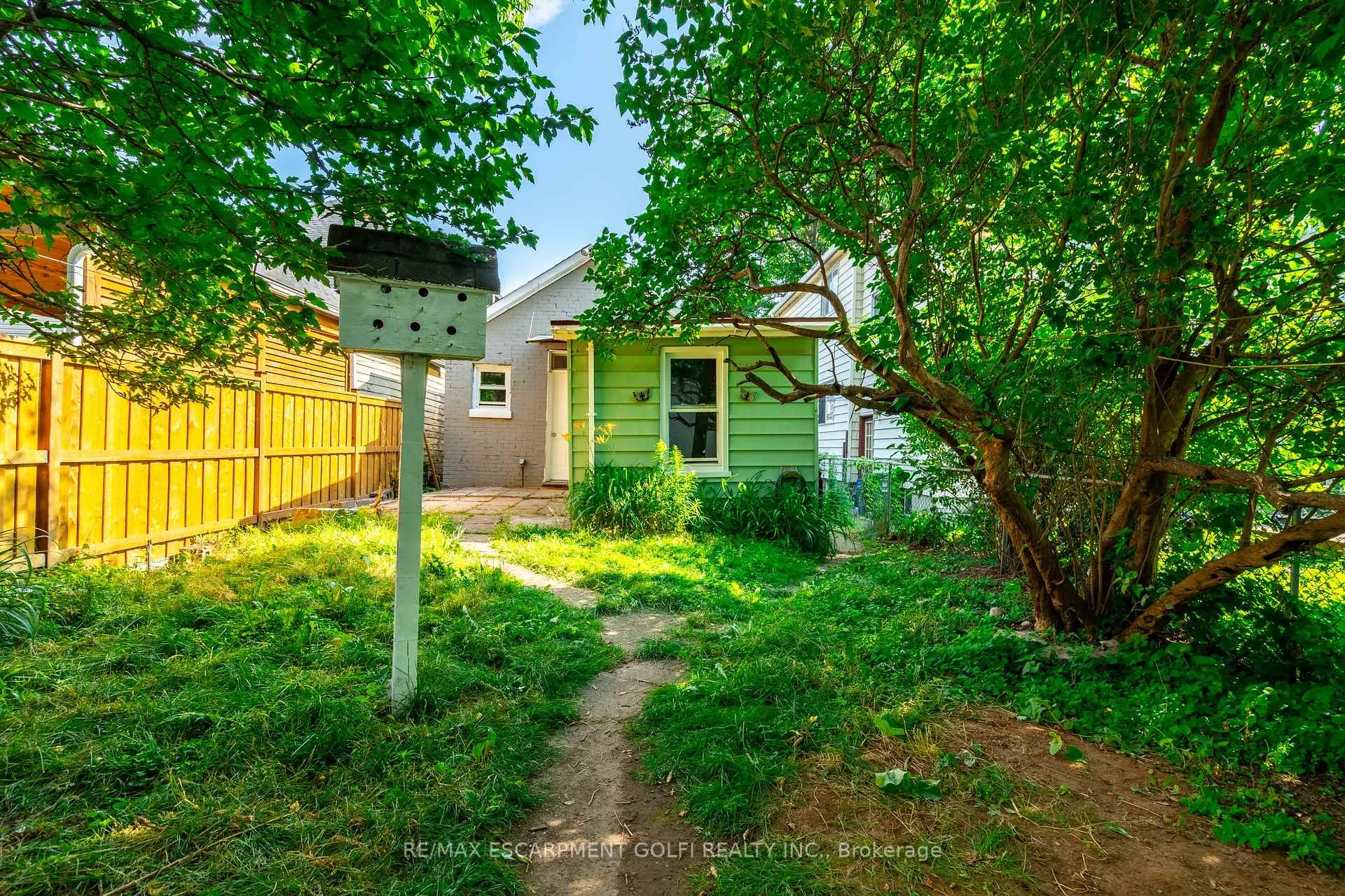 Photo 29 of 40 Aikman Avenue, Hamilton, Gibson — HOMEH