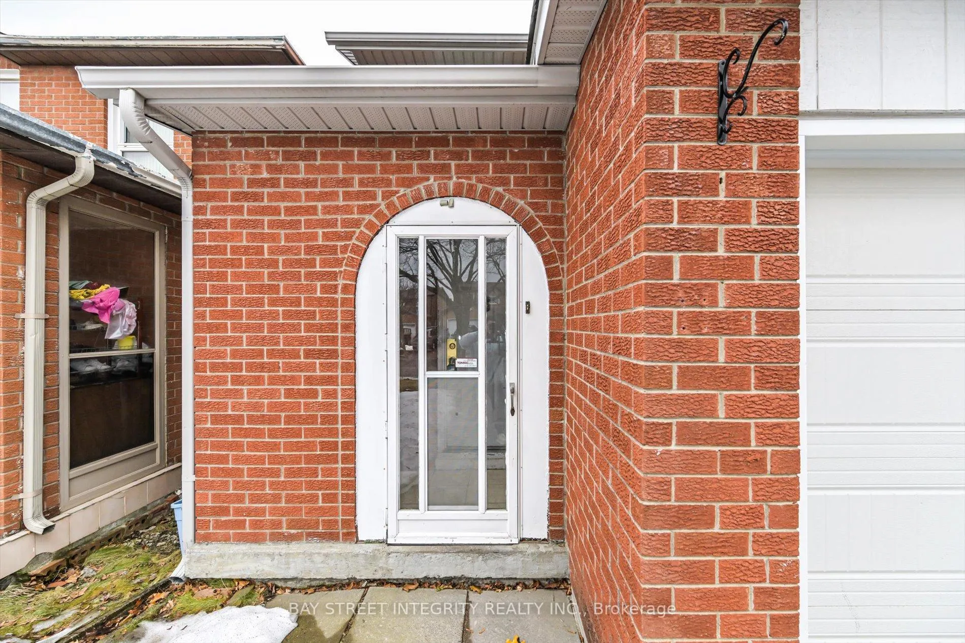 Photo 2 of 116 Kenley Crescent, Markham, Milliken Mills East — HOMEH