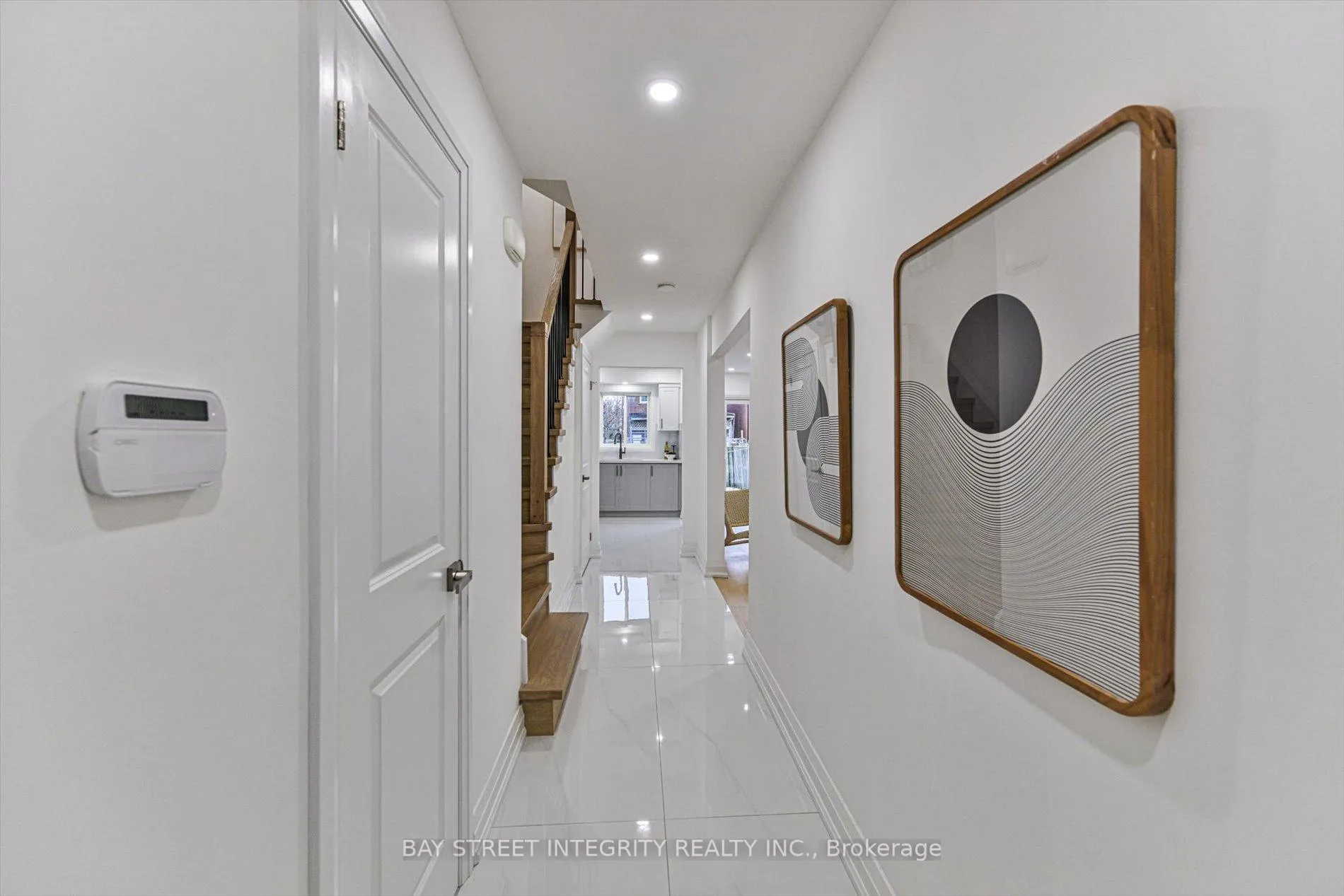 Photo 3 of 116 Kenley Crescent, Markham, Milliken Mills East — HOMEH