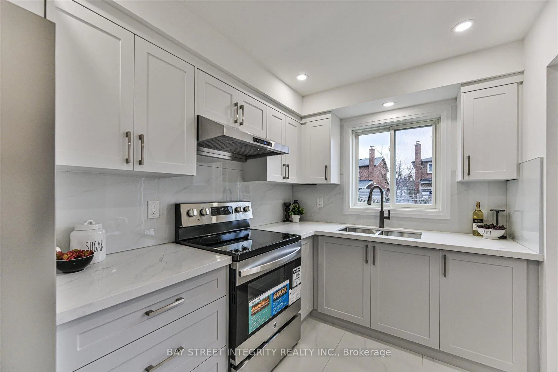 Photo 12 of 116 Kenley Crescent, Markham, Milliken Mills East — HOMEH