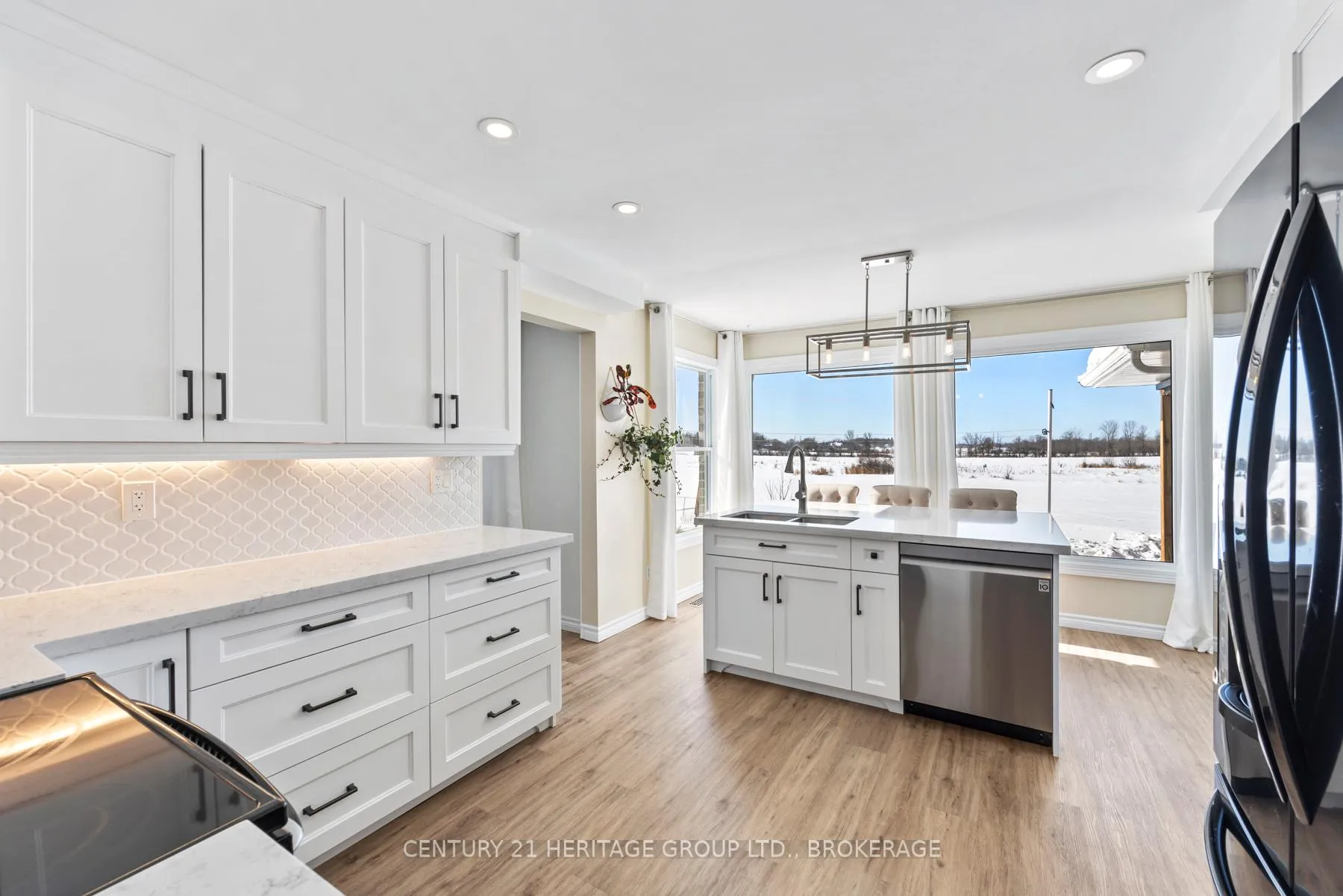 Photo 24 of 66 Angus Drive, Greater Napanee — HOMEH