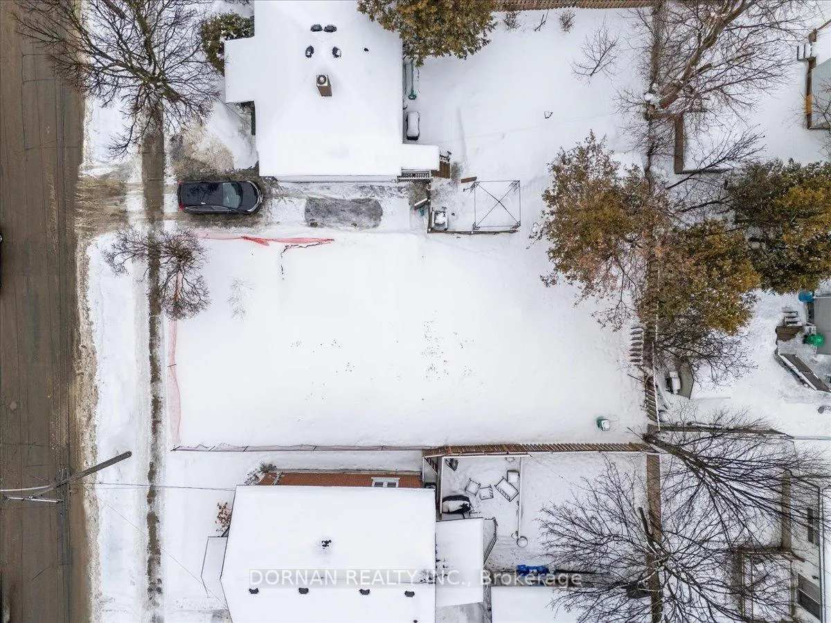 Photo 4 of 434 Edison Avenue, Peterborough, Otonabee Ward 1 — HOMEH