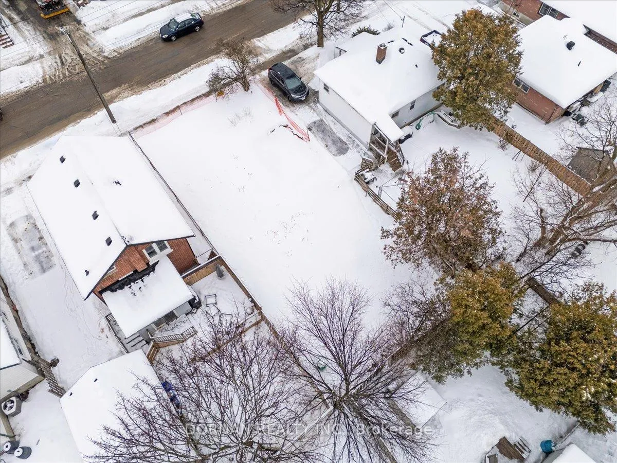 Photo 7 of 434 Edison Avenue, Peterborough, Otonabee Ward 1 — HOMEH