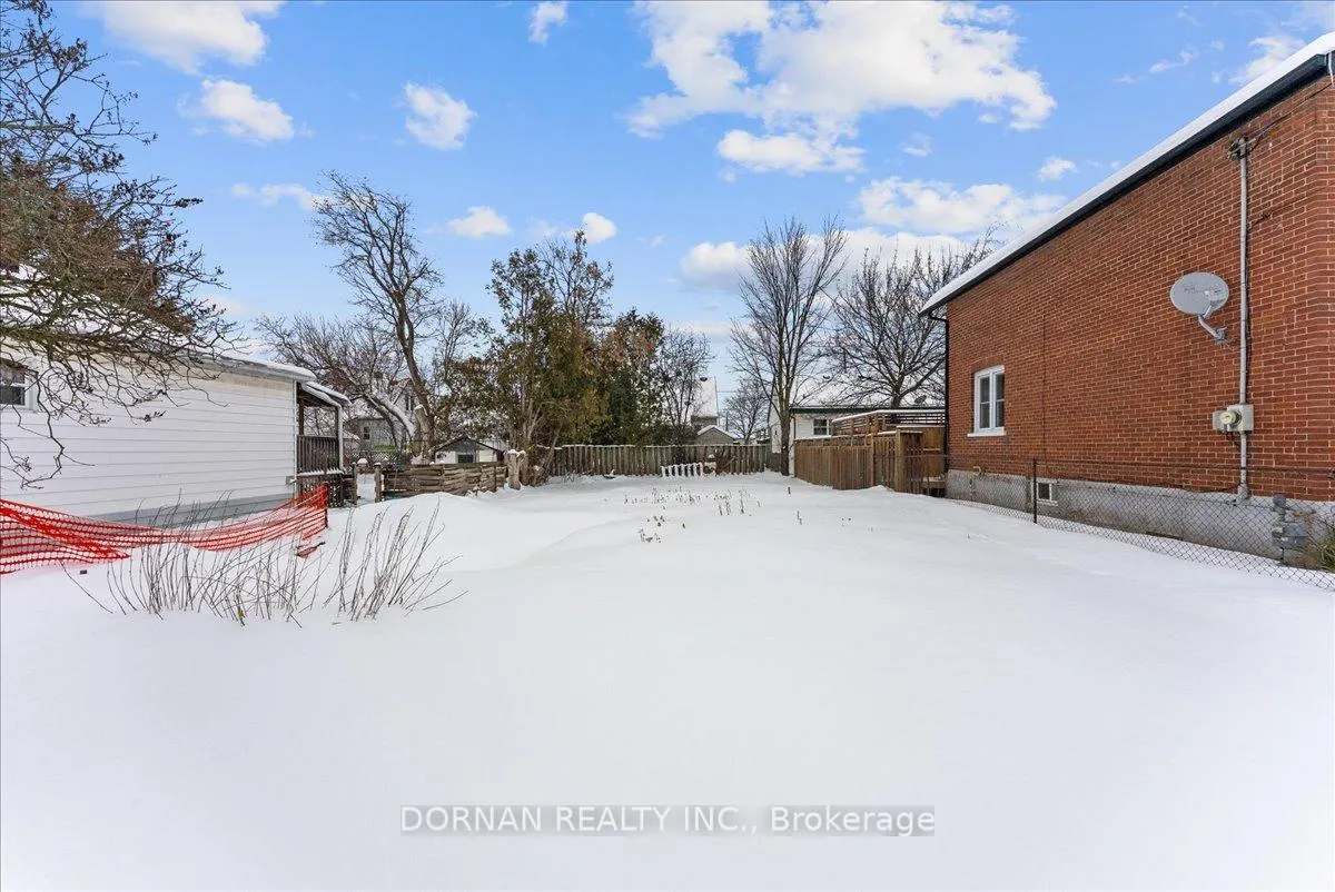 Photo 10 of 434 Edison Avenue, Peterborough, Otonabee Ward 1 — HOMEH