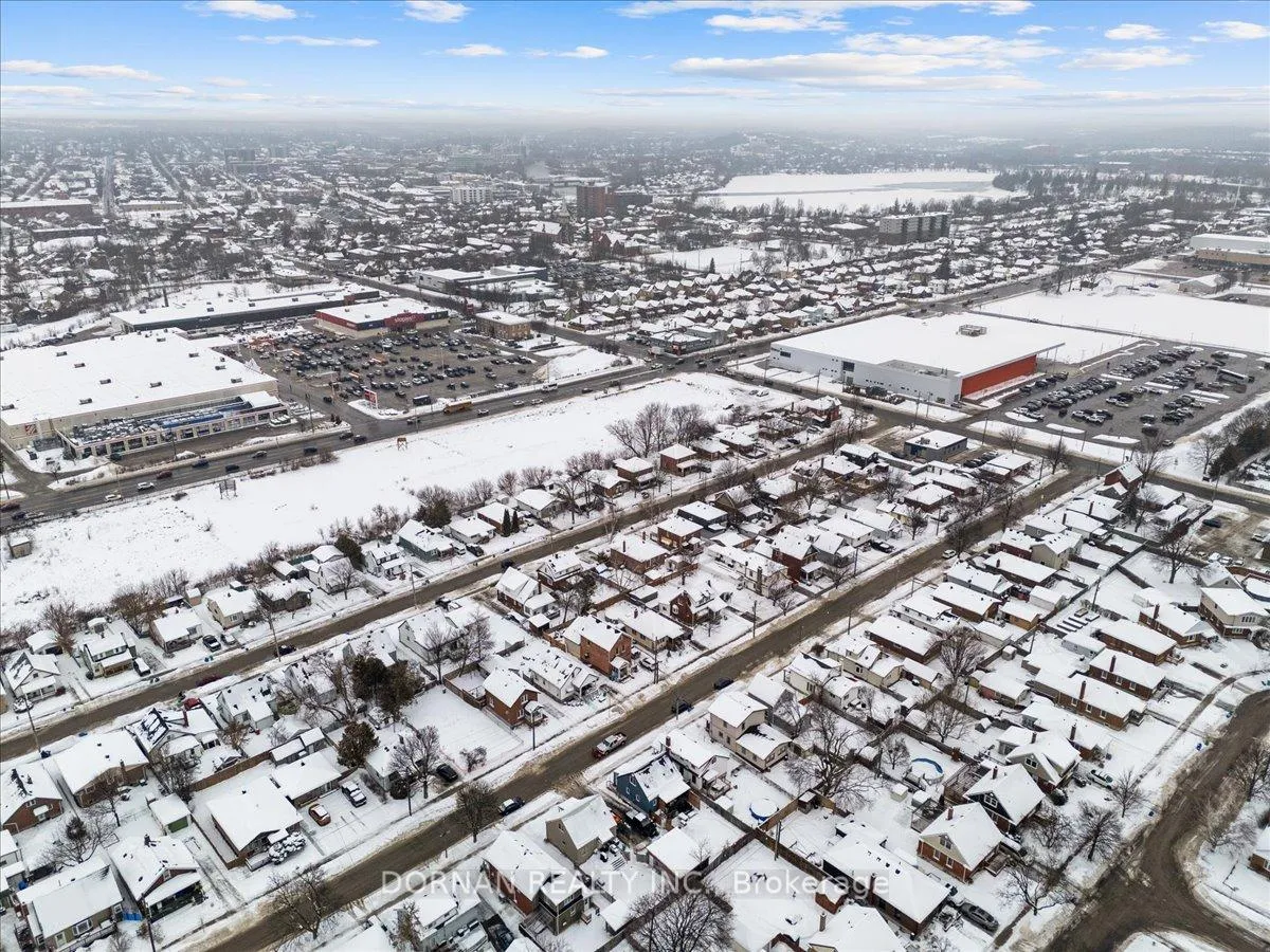 Photo 15 of 434 Edison Avenue, Peterborough, Otonabee Ward 1 — HOMEH