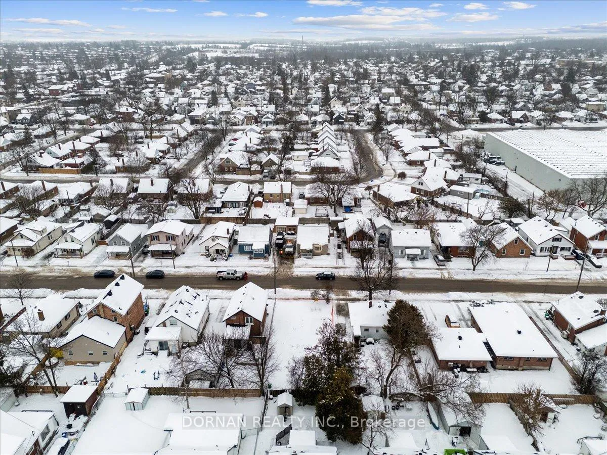 Photo 21 of 434 Edison Avenue, Peterborough, Otonabee Ward 1 — HOMEH