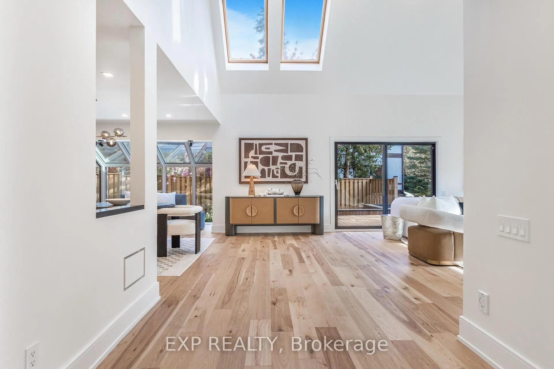 Photo 3 of 75 Reding Road, Hamilton, Ancaster — HOMEH