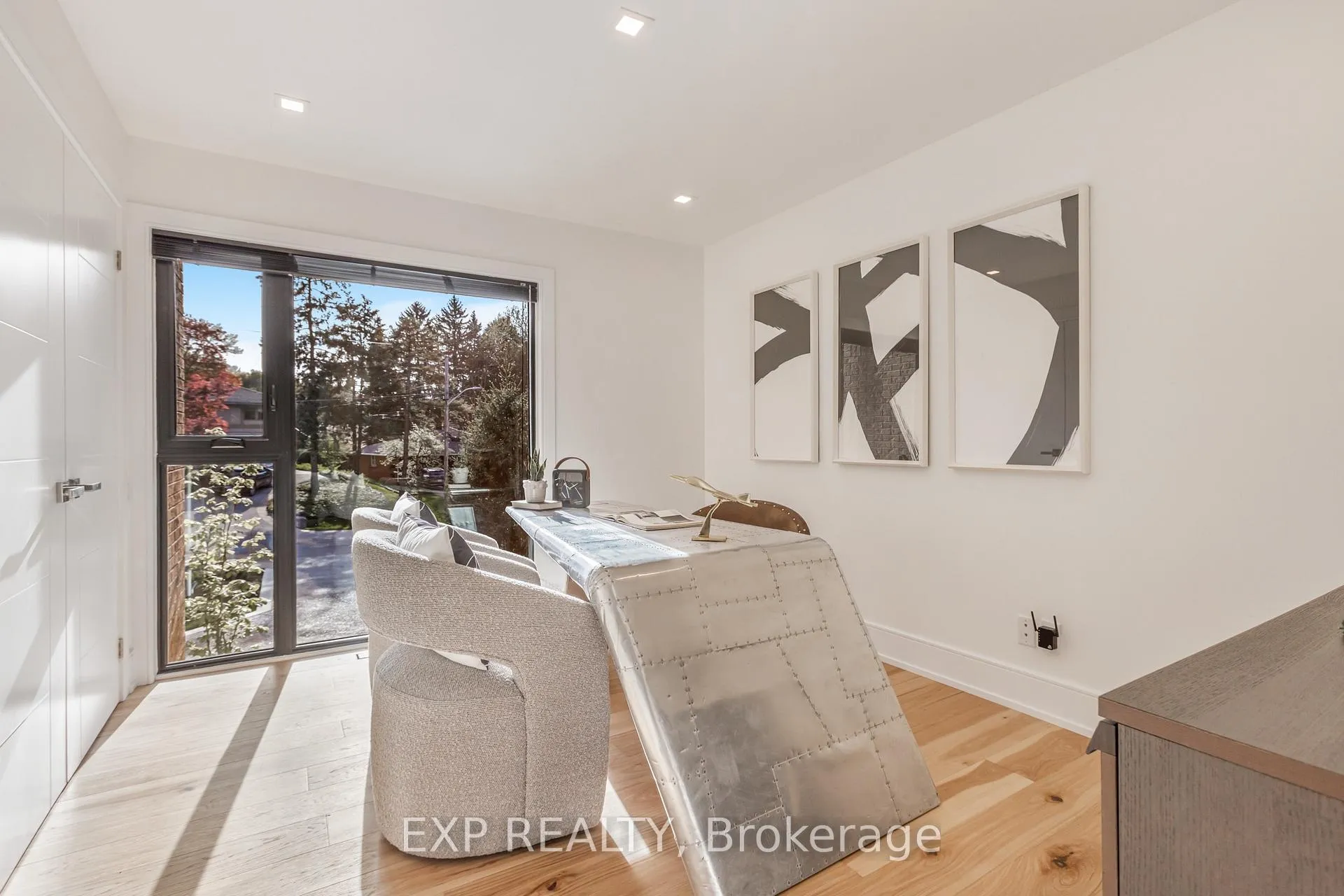 Photo 5 of 75 Reding Road, Hamilton, Ancaster — HOMEH