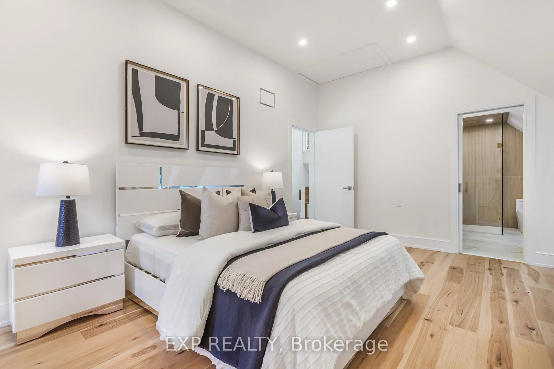 Photo 21 of 75 Reding Road, Hamilton, Ancaster — HOMEH