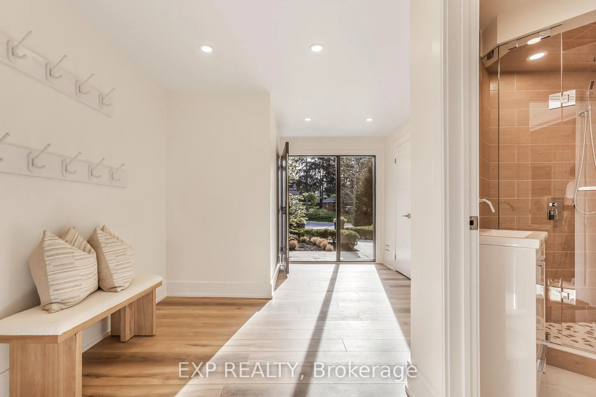 Photo 26 of 75 Reding Road, Hamilton, Ancaster — HOMEH