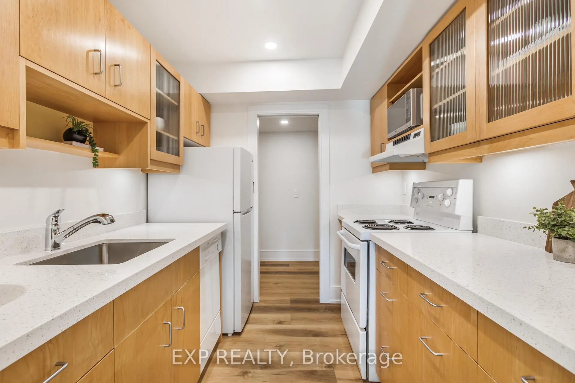 Photo 33 of 75 Reding Road, Hamilton, Ancaster — HOMEH