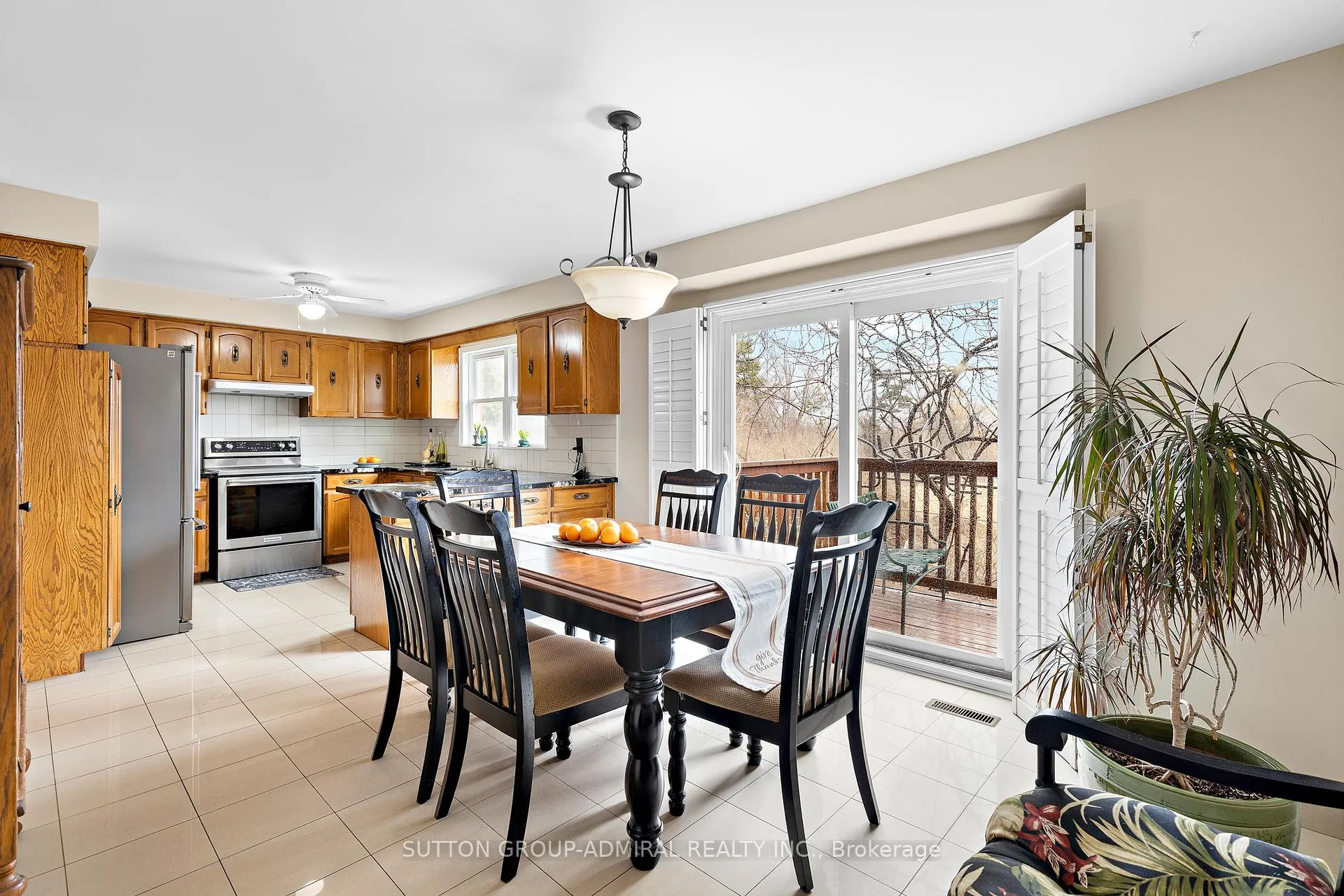 Photo 7 of 75 Timber Lane, Vaughan, East Woodbridge — HOMEH