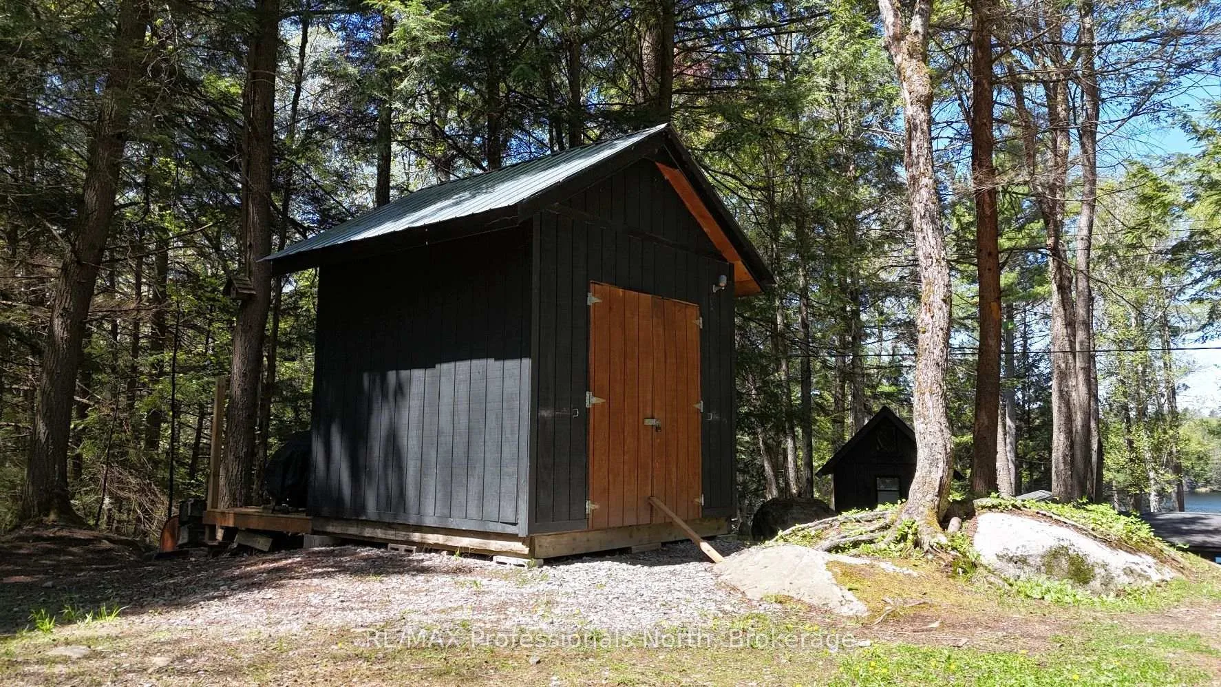 Photo 19 of 1132 Sapphire (Koshlong Lake) Drive, Highlands East, Glamorgan — HOMEH