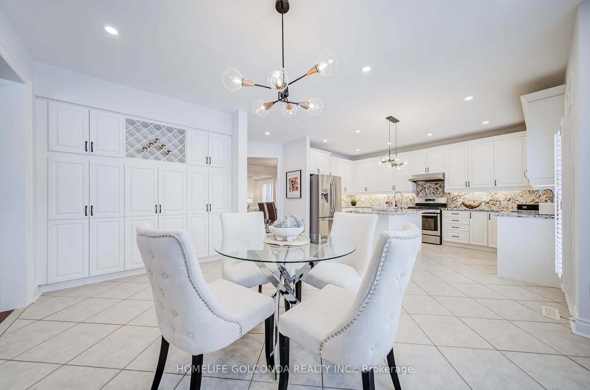 Photo 12 of 34 Odessa Crescent, Markham, Cachet — HOMEH