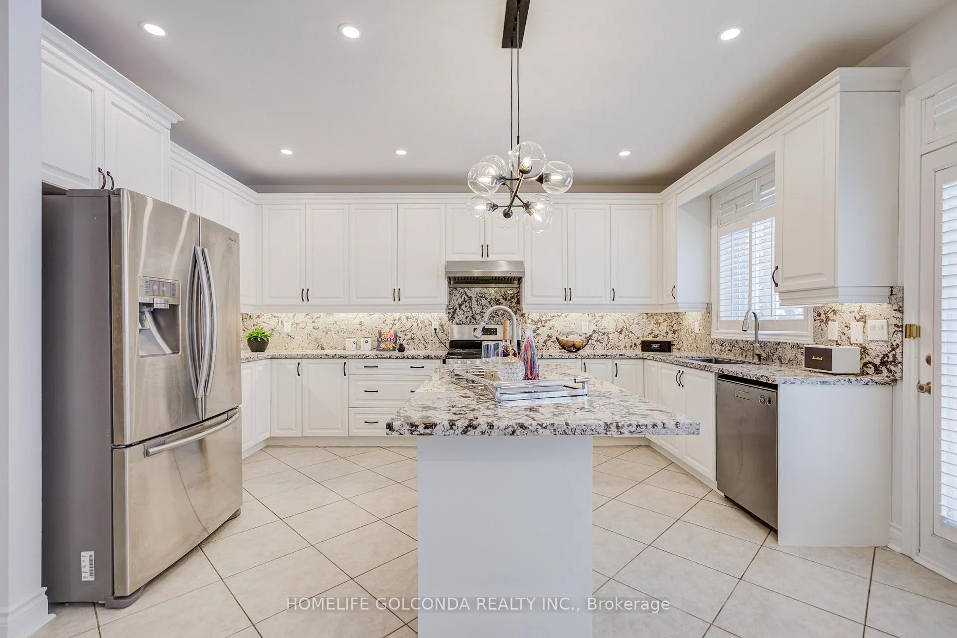 Photo 13 of 34 Odessa Crescent, Markham, Cachet — HOMEH