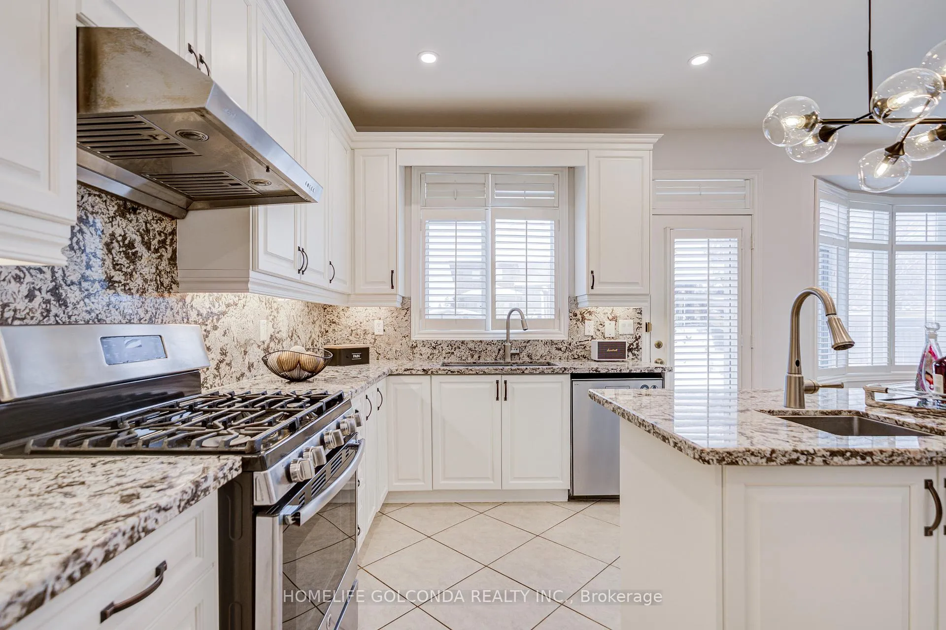 Photo 14 of 34 Odessa Crescent, Markham, Cachet — HOMEH