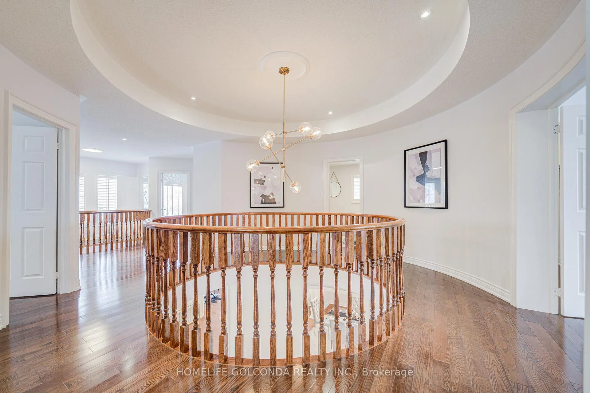 Photo 23 of 34 Odessa Crescent, Markham, Cachet — HOMEH