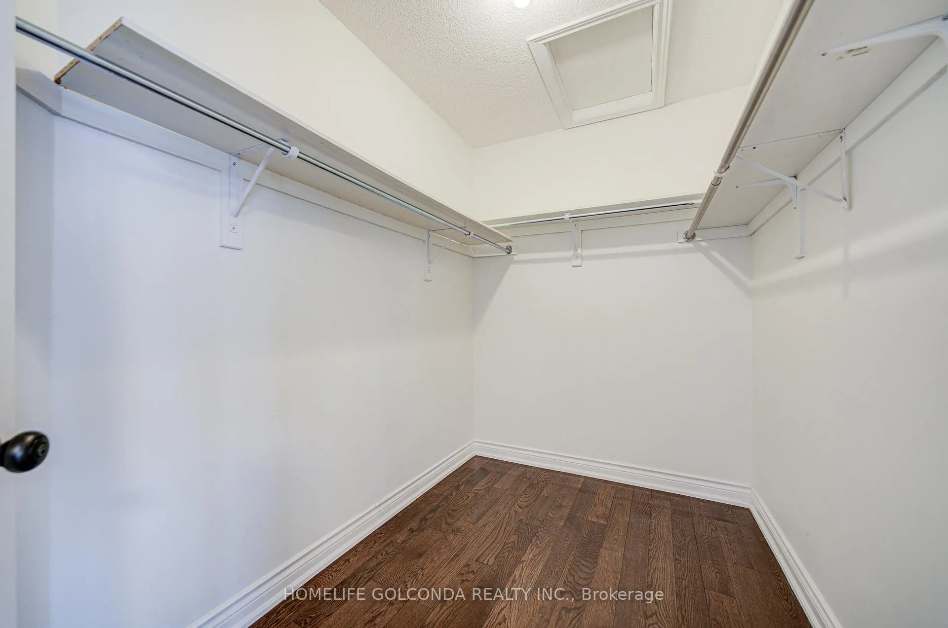 Photo 26 of 34 Odessa Crescent, Markham, Cachet — HOMEH