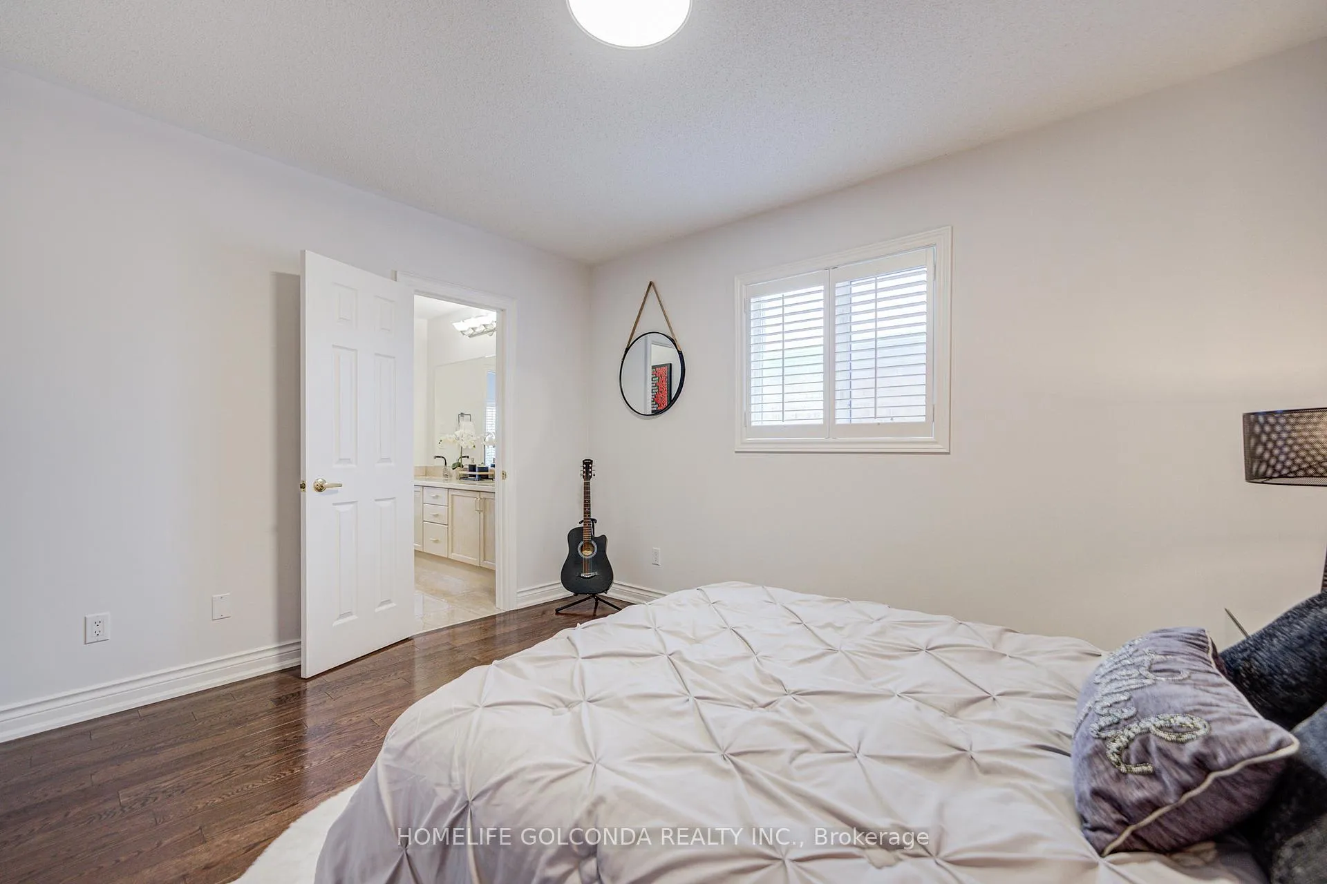 Photo 30 of 34 Odessa Crescent, Markham, Cachet — HOMEH