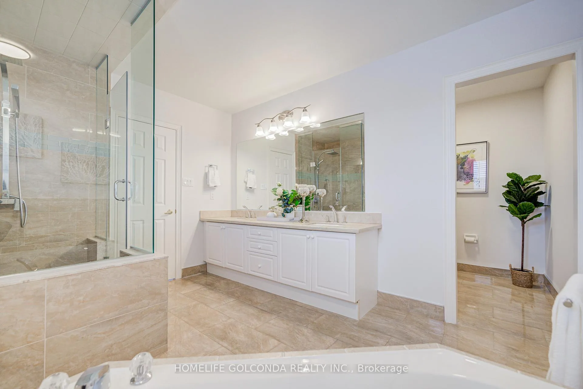 Photo 31 of 34 Odessa Crescent, Markham, Cachet — HOMEH