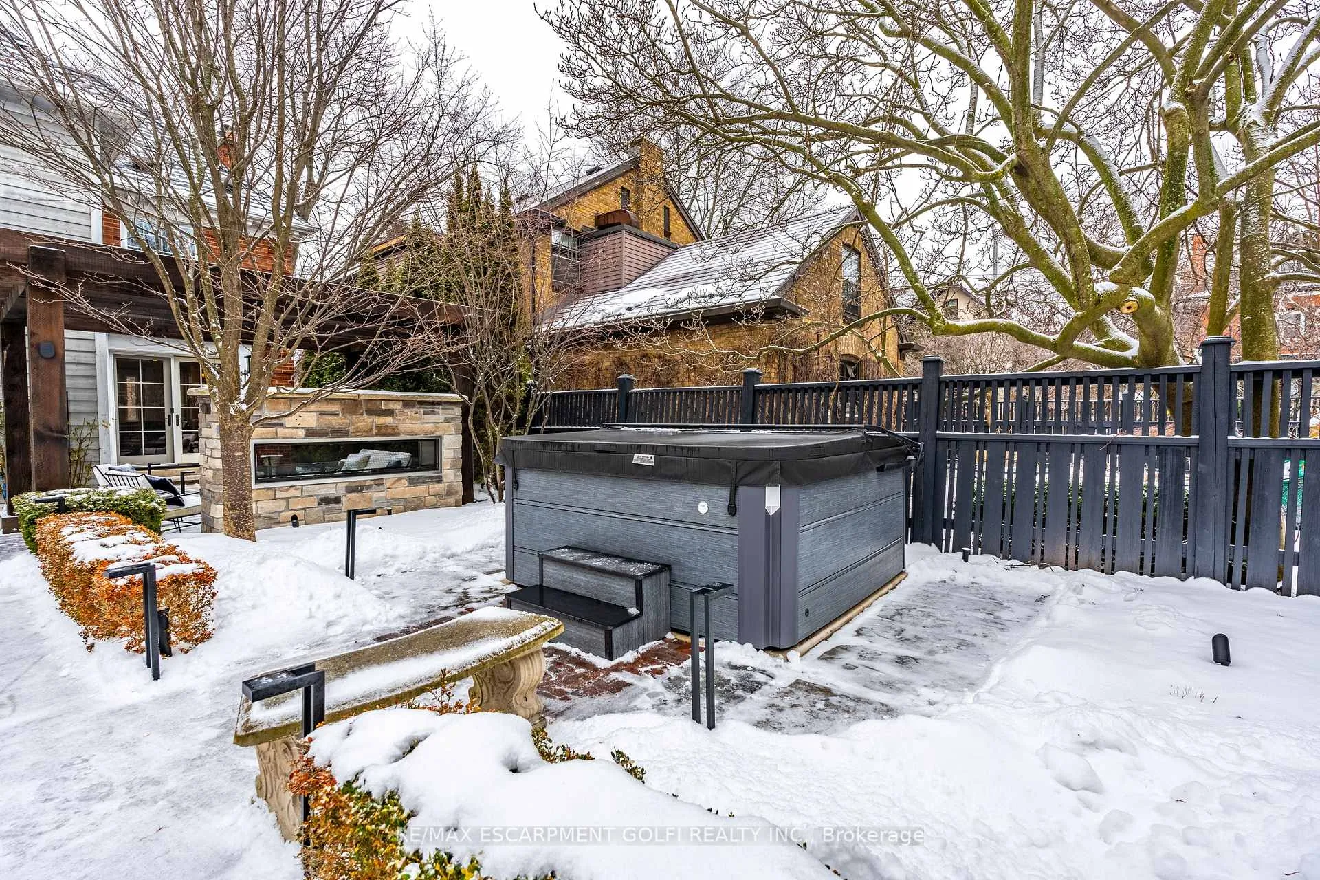 Photo 18 of 165 Aberdeen Avenue, Hamilton, Durand — HOMEH