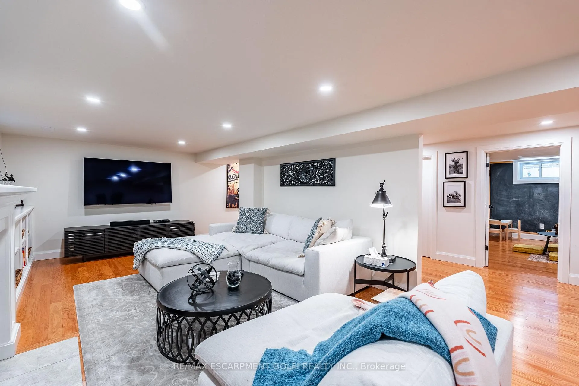 Photo 31 of 165 Aberdeen Avenue, Hamilton, Durand — HOMEH