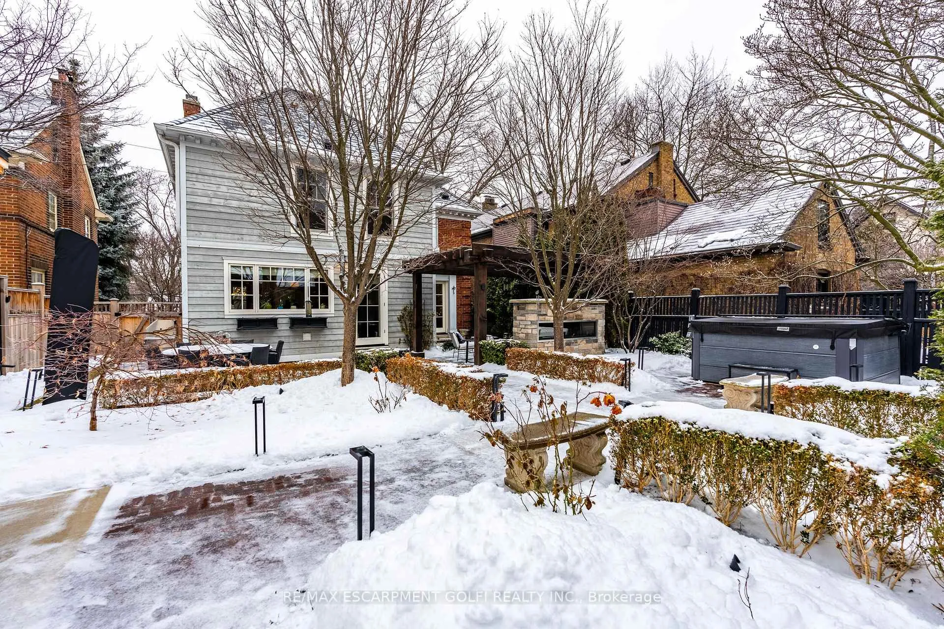 Photo 37 of 165 Aberdeen Avenue, Hamilton, Durand — HOMEH