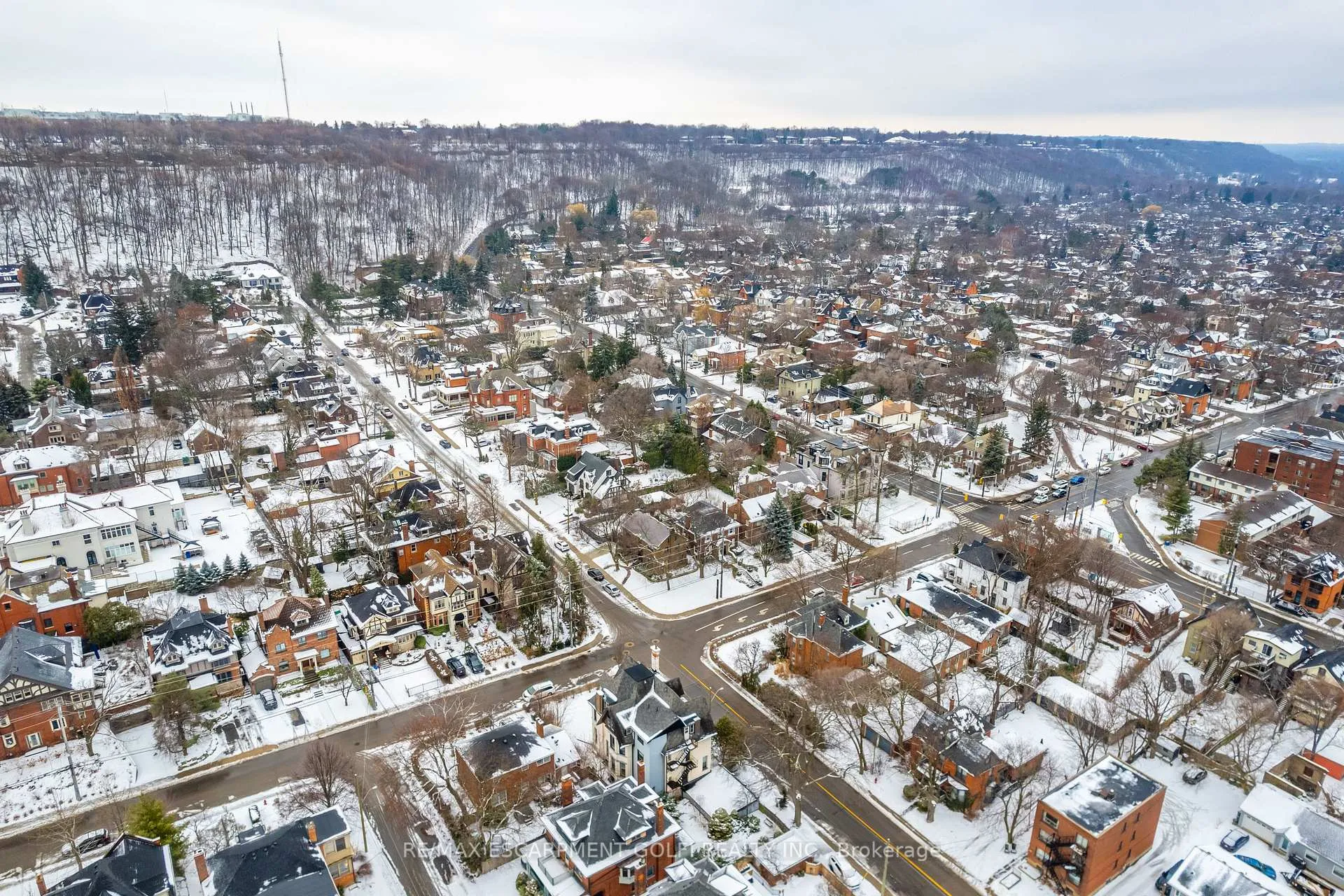 Photo 40 of 165 Aberdeen Avenue, Hamilton, Durand — HOMEH