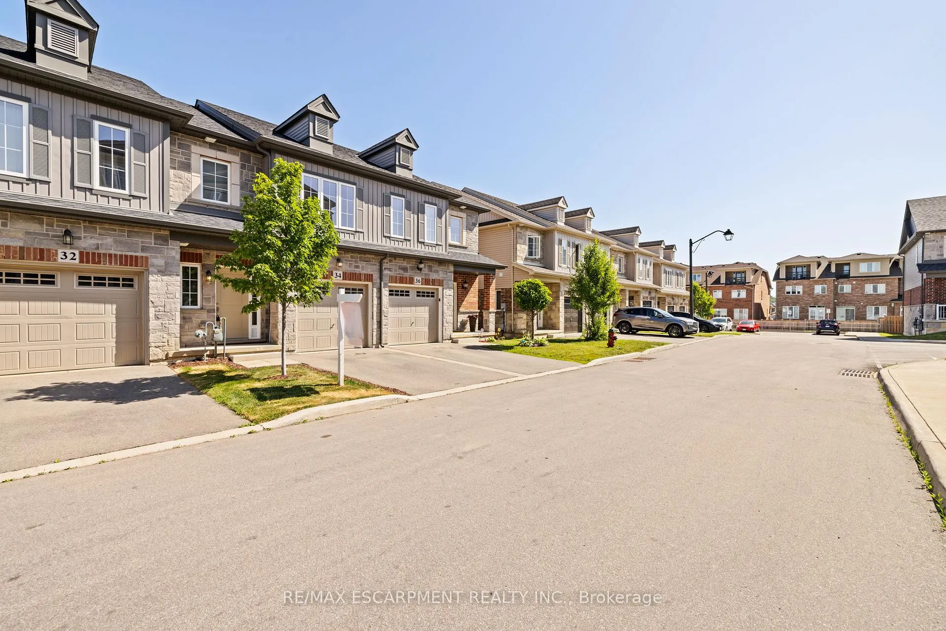 Photo 4 of 34 Dayman Drive, Hamilton, Meadowlands — HOMEH