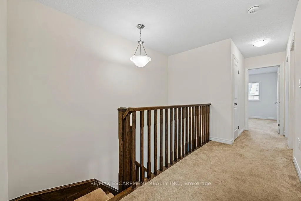 Photo 23 of 34 Dayman Drive, Hamilton, Meadowlands — HOMEH