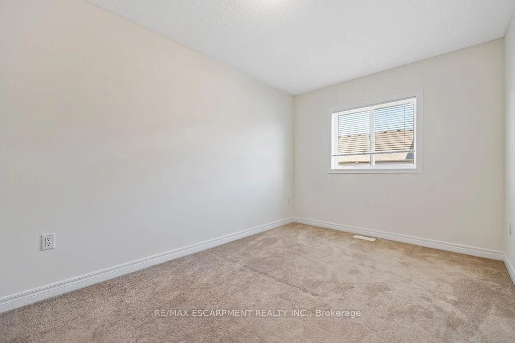 Photo 37 of 34 Dayman Drive, Hamilton, Meadowlands — HOMEH