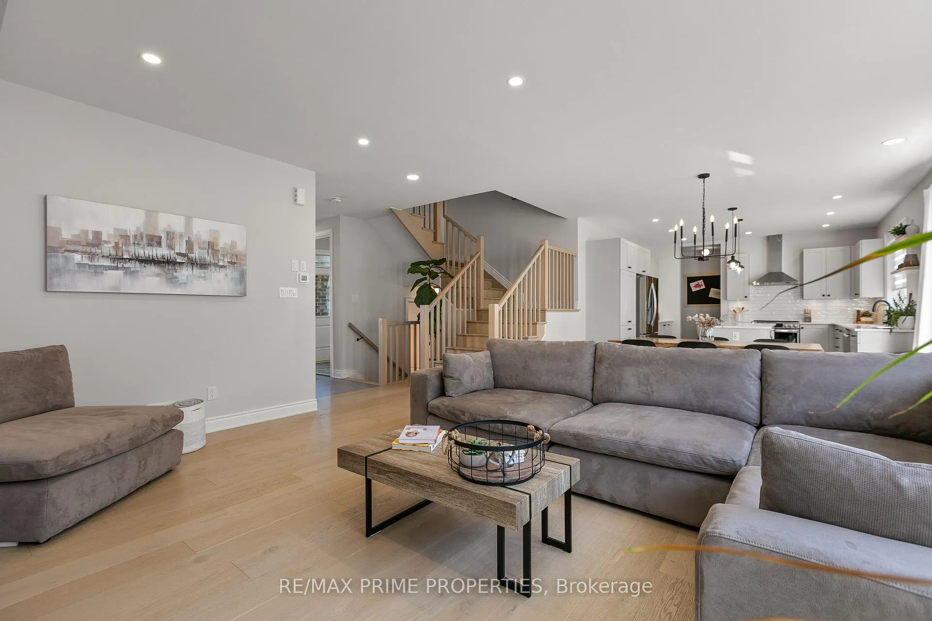 Photo 10 of 839 Mercier Crescent, Ottawa, Chapel Hill South - Orleans Village — HOMEH