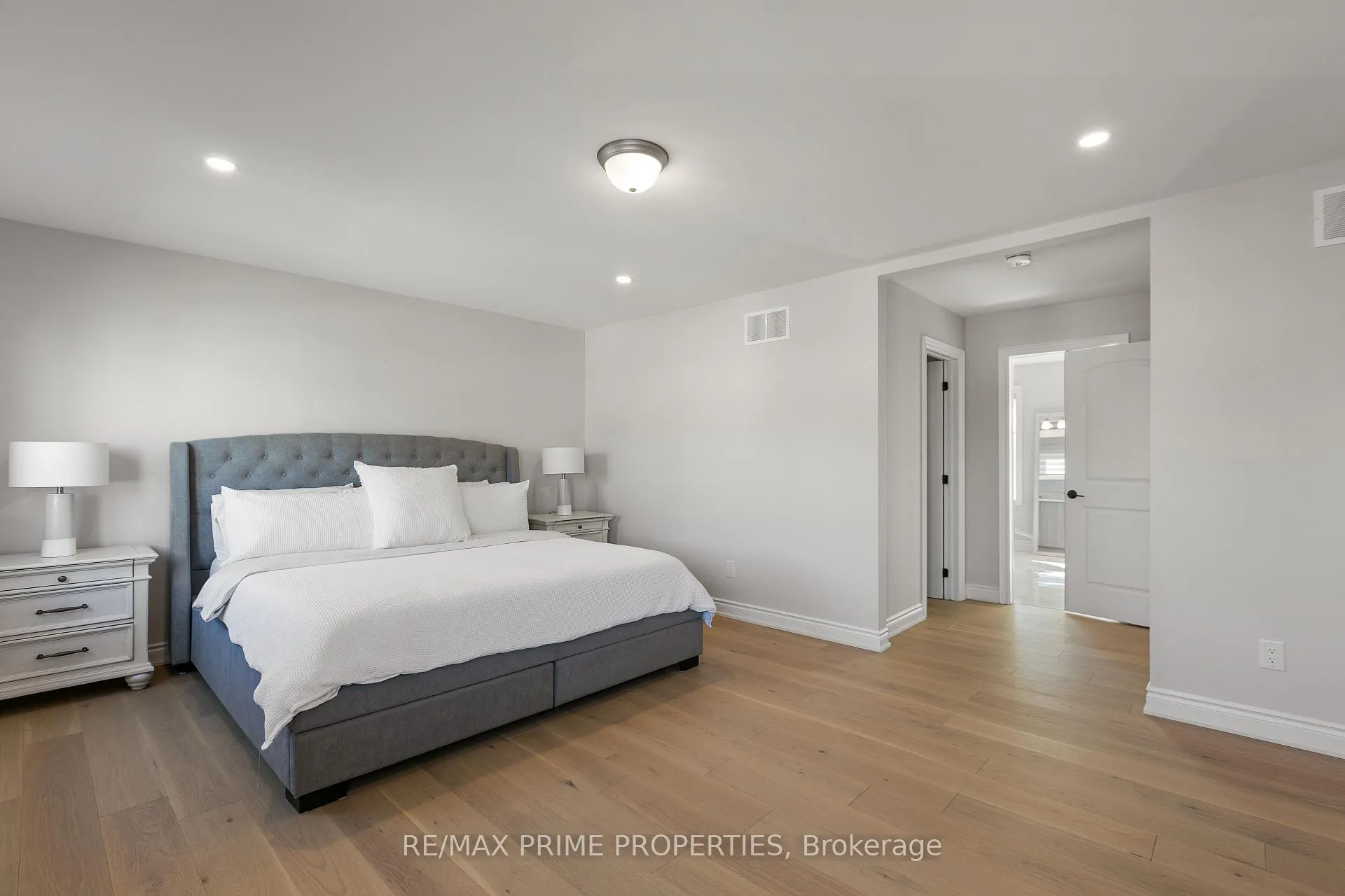 Photo 25 of 839 Mercier Crescent, Ottawa, Chapel Hill South - Orleans Village — HOMEH