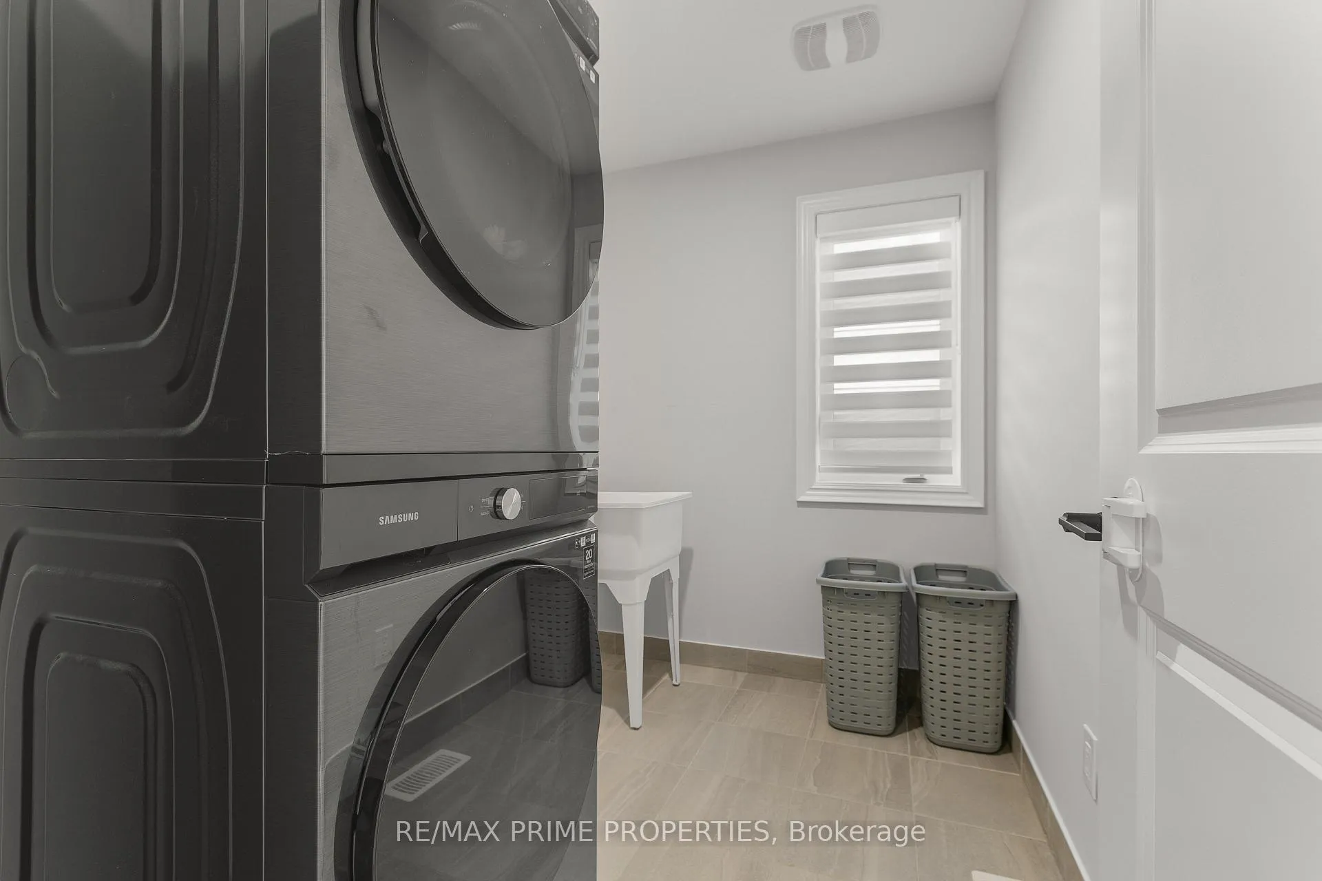 Photo 34 of 839 Mercier Crescent, Ottawa, Chapel Hill South - Orleans Village — HOMEH