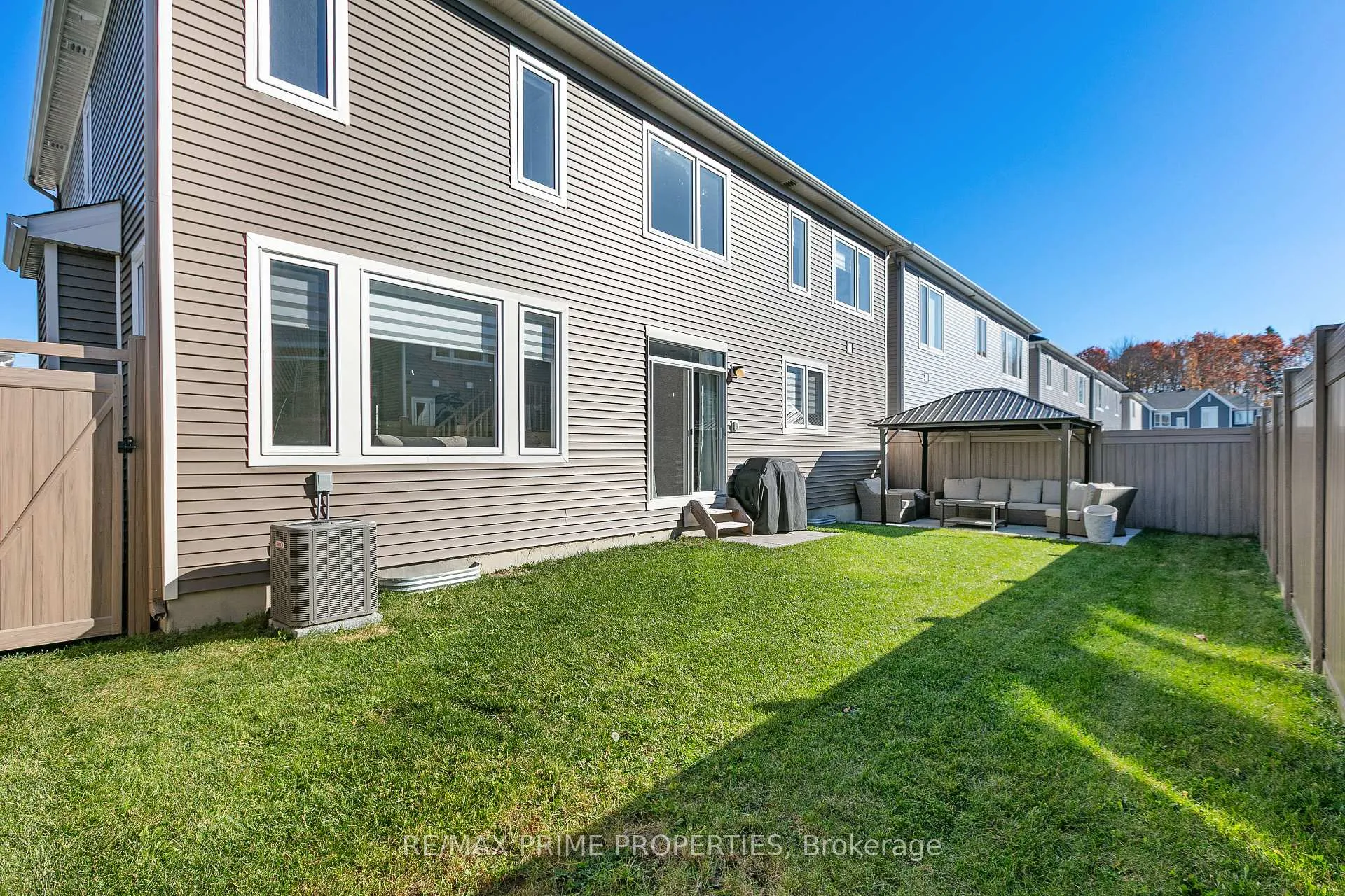 Photo 40 of 839 Mercier Crescent, Ottawa, Chapel Hill South - Orleans Village — HOMEH