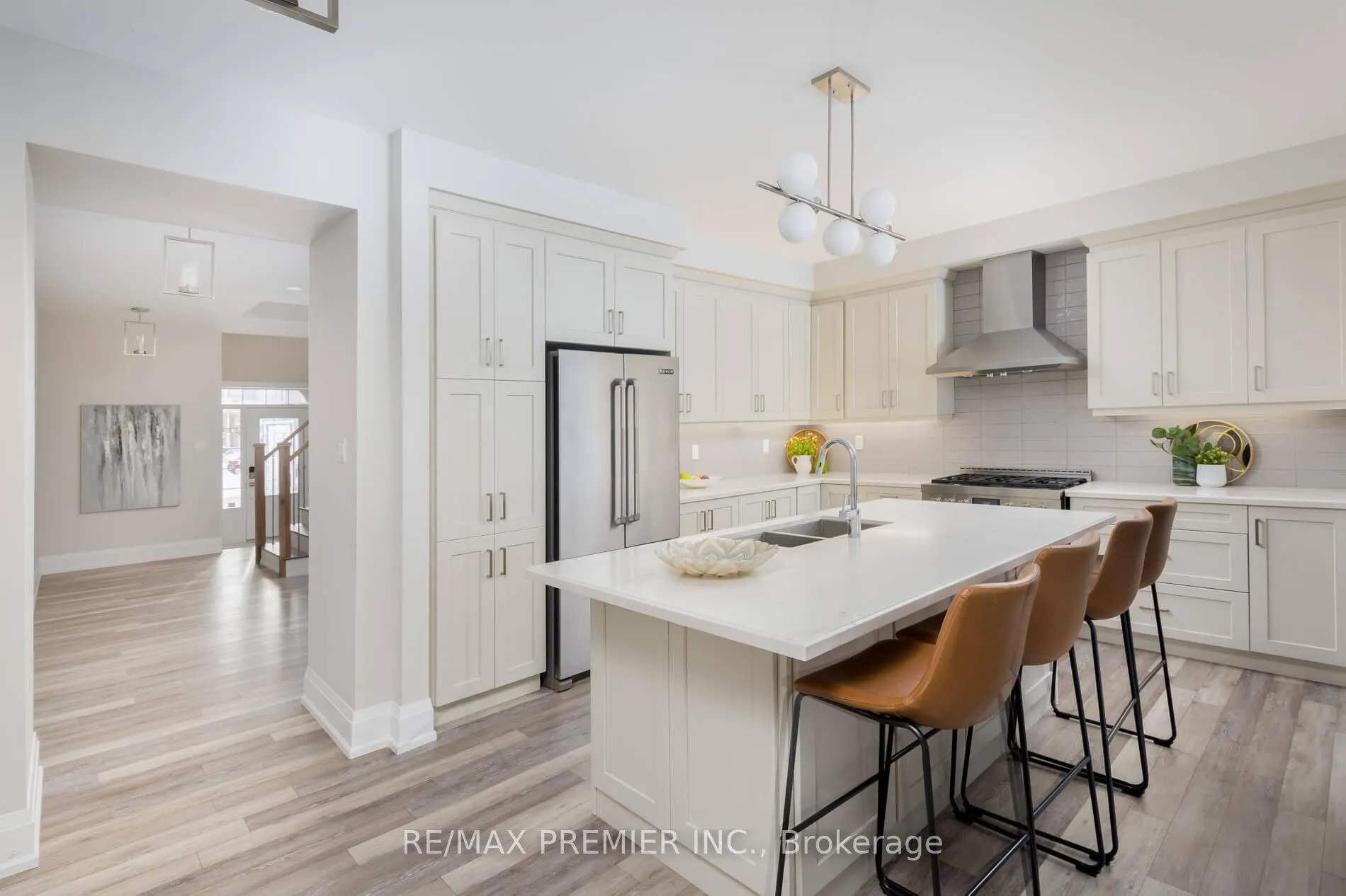 Photo 7 of 32 Pridham Place, New Tecumseth, Tottenham — HOMEH