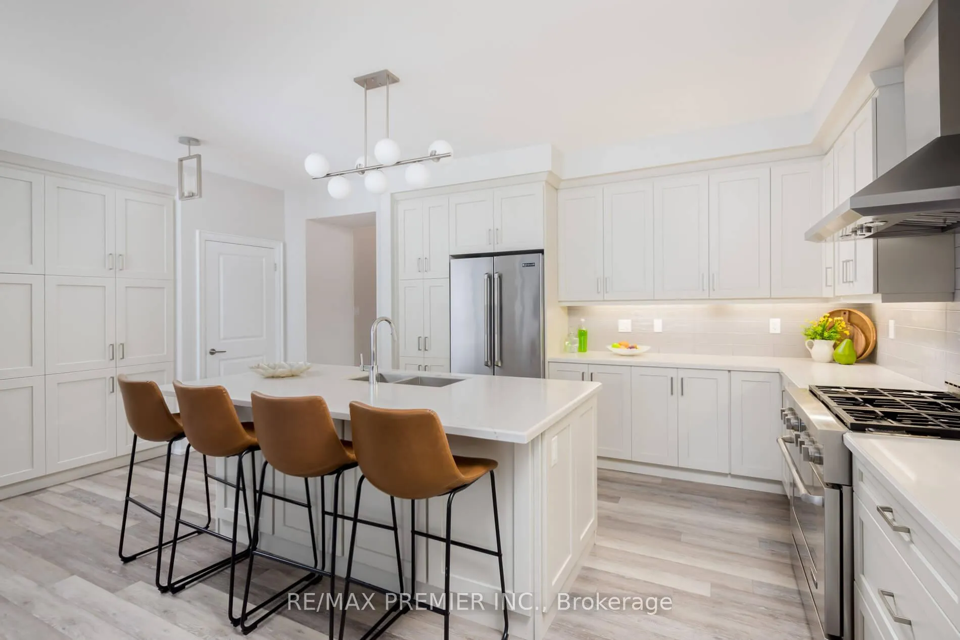 Photo 9 of 32 Pridham Place, New Tecumseth, Tottenham — HOMEH